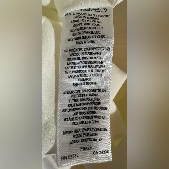 Elegant White Ruffle Top by French Connection Size 12 NWT - Picture 5 of 6